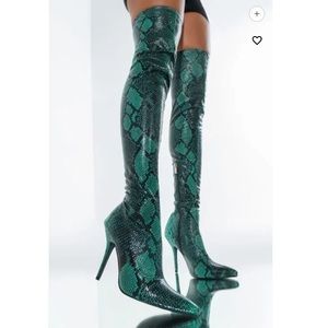 AZALEA WANG HOT LIKE WASABI STILETTO BOOT IN GREEN